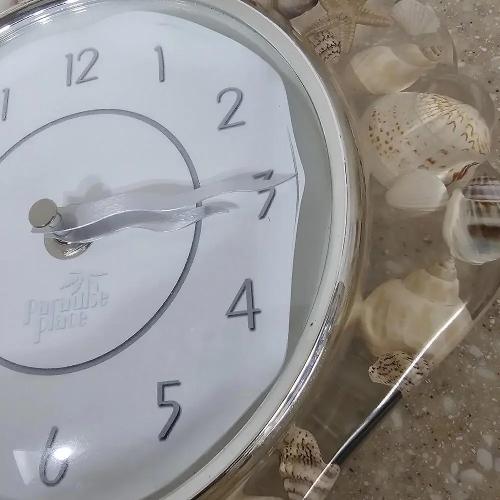 Vtg Paradise Place Lucite Seashell Acrylic Resin Wall Clock 8